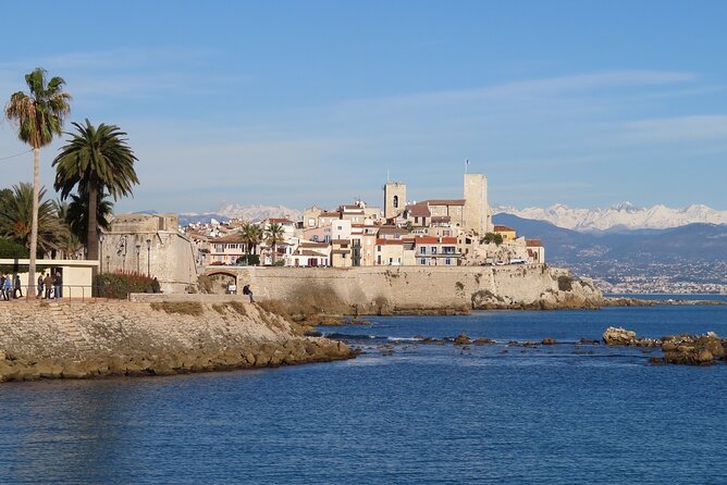 Cannes, Antibes and St-Paul-de-Vence Full-Day from Villefranche Small group tour - St-Paul-de-Vence: cobbled lanes and artist legends