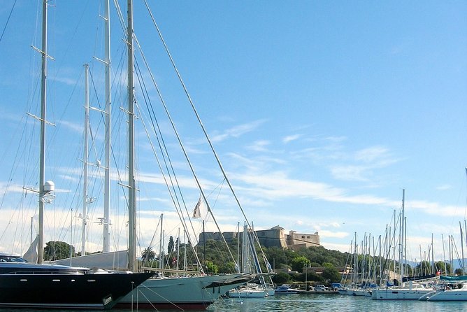 Cannes, Antibes and St-Paul-de-Vence Full-Day from Villefranche Small group tour - How the small-group setup affects your day