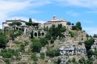 Cannes, Grasse, Gourdon, & Saint-Paul-de-Vence /Day Trip - Saint-Paul-de-Vence: One Hour in the Art-Spotting Zone