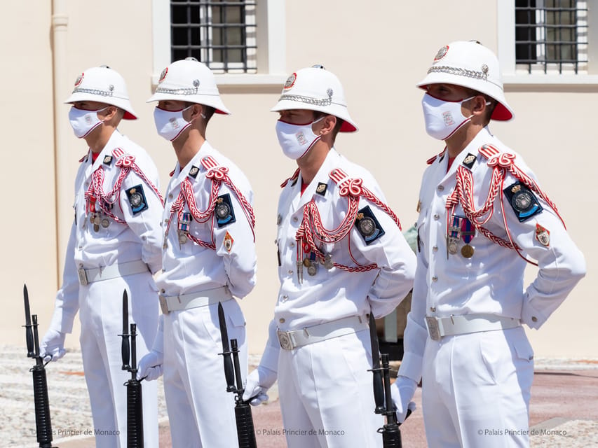 Cannes or Antibes: Nice, Eze, Monaco, & Monte Carlo Day Trip - Who this tour is best for