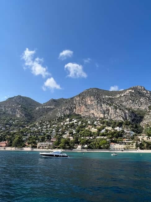 Coastal boat tour from Villefranche-Sur-Mer to Monaco - Leaving Villefranche: the Rade de Villefranche stop
