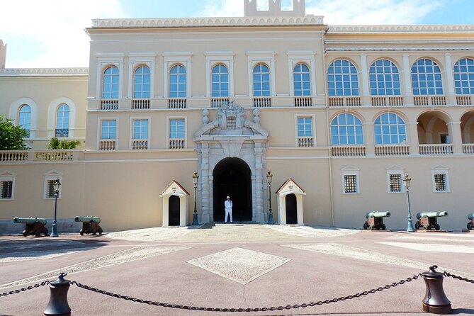 Day Trip: Guided tour of Monaco and Eze, sightseeing . - Oceanographic Museum and the casino photo moment