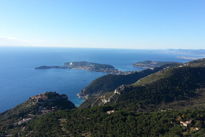 Eze Monaco and Monte Carlo - Moyenne Corniche and Villefranche: the coast sets the tone fast
