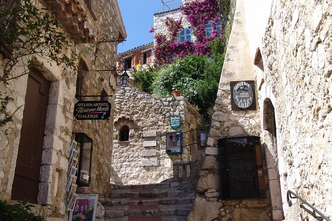 Eze, Monaco & Monte-Carlo Half Day Shared Tour from Nice - Monte-Carlo by road: the Formula One circuit drive and quick casino views