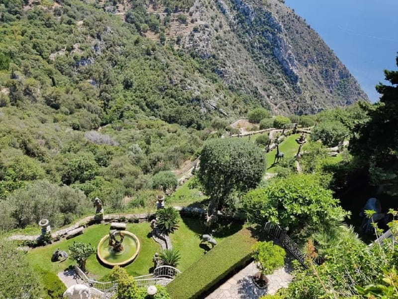 Èze: Walking Tour with a Local Guide - How the small group format actually helps your day