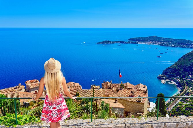 Eze,Monaco ,Monte-Carlo Shared and Guided 1/2 Day Tour from Nice - Place du Palais and Casino Square: quick photos, real atmosphere