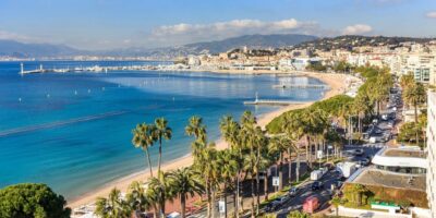French Riviera in One Day from Nice - Morning Setup: Hotel Pickup and the Moyenne Corniche View Run