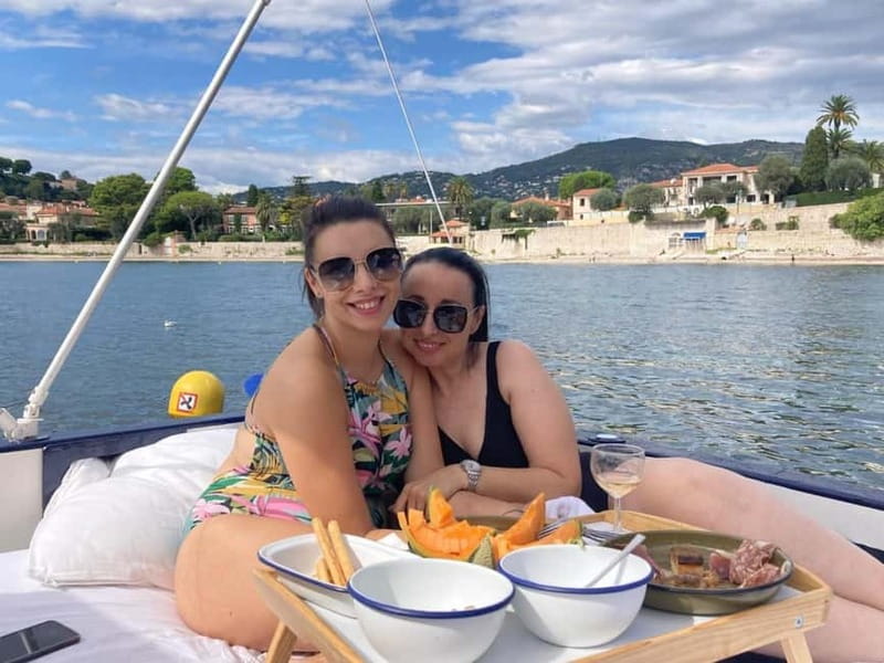 French Riviera Private Boat Trip - Food, rosé, and local snacks: what’s included and why it’s good value