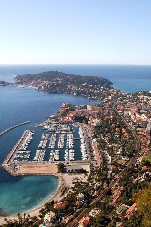 French Riviera: Private Driver Guide Tailor-Made Tour - Monaco’s Old Town, cathedral, and the F1 Grand Prix course up close