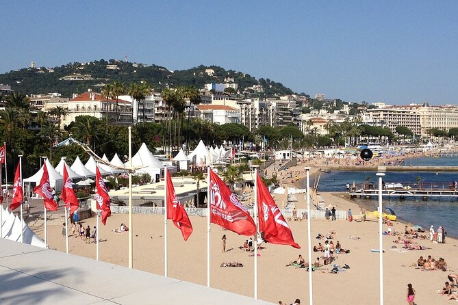 Full day Guided Tour: Cannes, Antibes, St Paul de Vence from Nice - Group size and the guide impact: why some days feel smooth