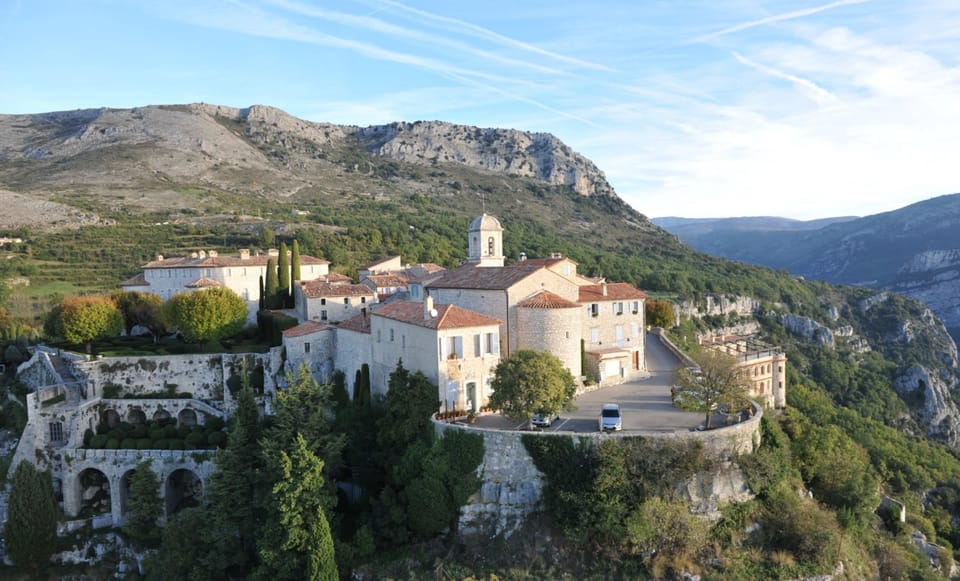 Monaco and Perched Medieval Villages Day Tour from Nice - Monaco Old Town, Cathedral, and Casino Square (With a F1 Thread)