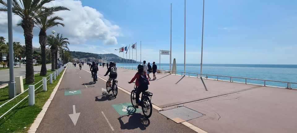 Nice: E-Bike City Highlights Tour - The Promenade des Anglais Start: Le Negresco to Blue Chair to Oblique Lines