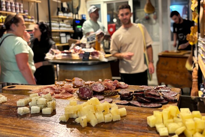 Nice Food Tour: Food Tastings & Local Wine Experience in Nice - Cours Saleya Market: Fruits, Flowers, and Watching Local Life