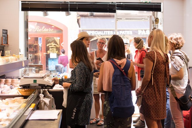 Nice Small-Group Walking Food Tour with Local Specialties & Wine Tasting - What the wine and olive oil tastings teach you