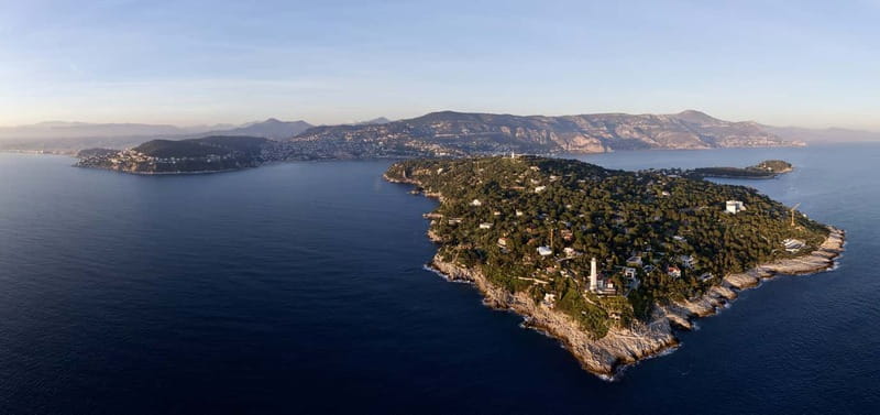 Nice: Snorkeling Speedboat Tour in Villefranche Bay - The 15-minute speedboat ride: views plus a quick adrenaline hit