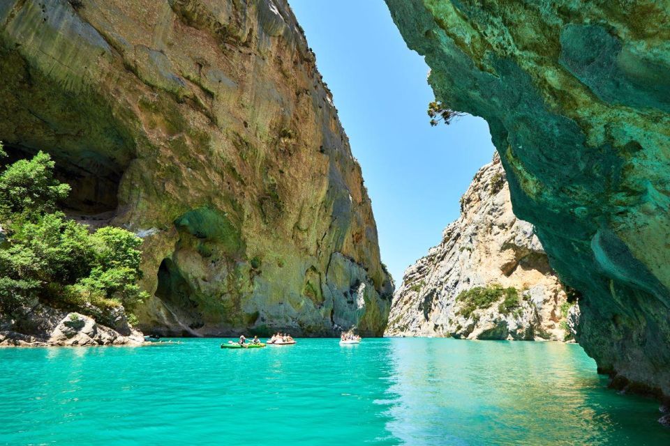 Nice: The Gorges du Verdon and Ste Croix Lake Full-Day Tour - Sainte-Croix Lake: your chance to cool off and rent a boat
