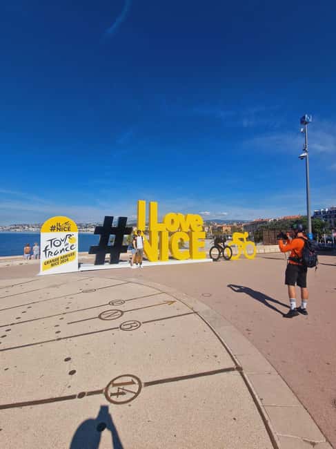 Nice: Villefranche Guided Electric Bike Tour - Villefranche-sur-Mer break: the moment you actually enjoy the day