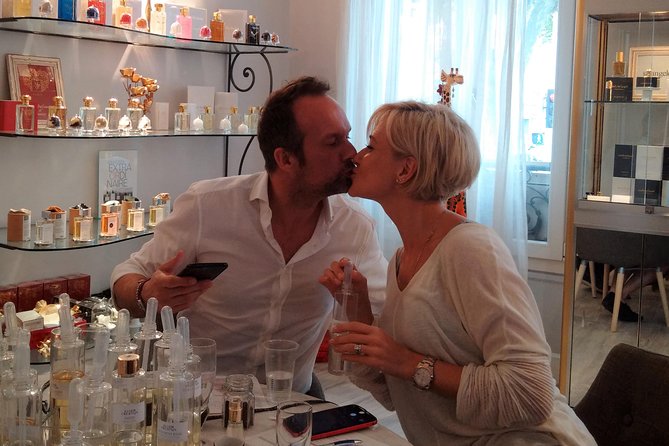 Perfume Workshop - The Coffee or Tea Break That Keeps the Pace Friendly