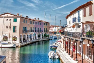 Saint-Tropez & Port Grimaud Day Trip with Optional Boat Cruise from Nice - Saint-Tropez in Two Hours: Old Port, Citadel Views, and Jet-Set Theater