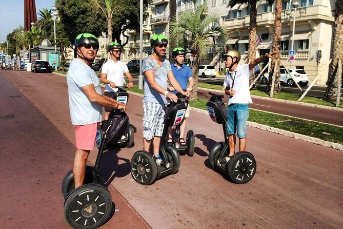 Segway Nice – City Center Tour 1h30 - La Chaise Bleue de SAB: first photo-friendly pause