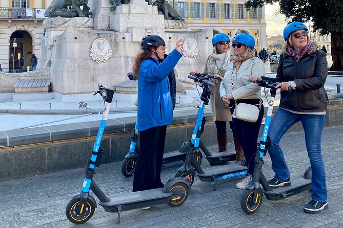 The essentials of Nice by electric scooter 1H30 - Getting Oriented Fast With a 1H30 Scooter Loop