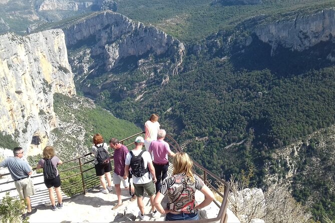 The Grand Canyon of Europe and Its Lavender Fields Small group - Moustiers-Sainte-Marie: the medieval village break