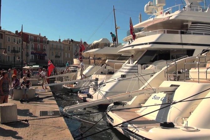 Visit Saint Tropez from Nice - Small group size (max 15): better than big buses, but still a day trip